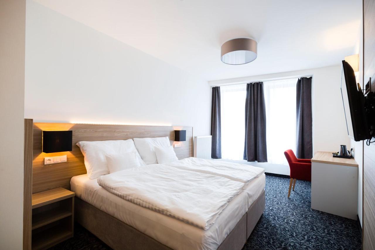 Hotel Koflik 斯特拉科尼采 外观 照片